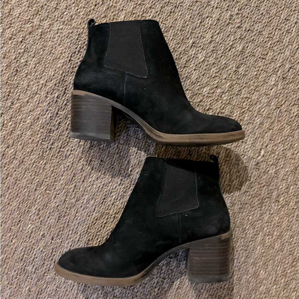 LUCKY BRAND Black Brown Booties Size 7.5